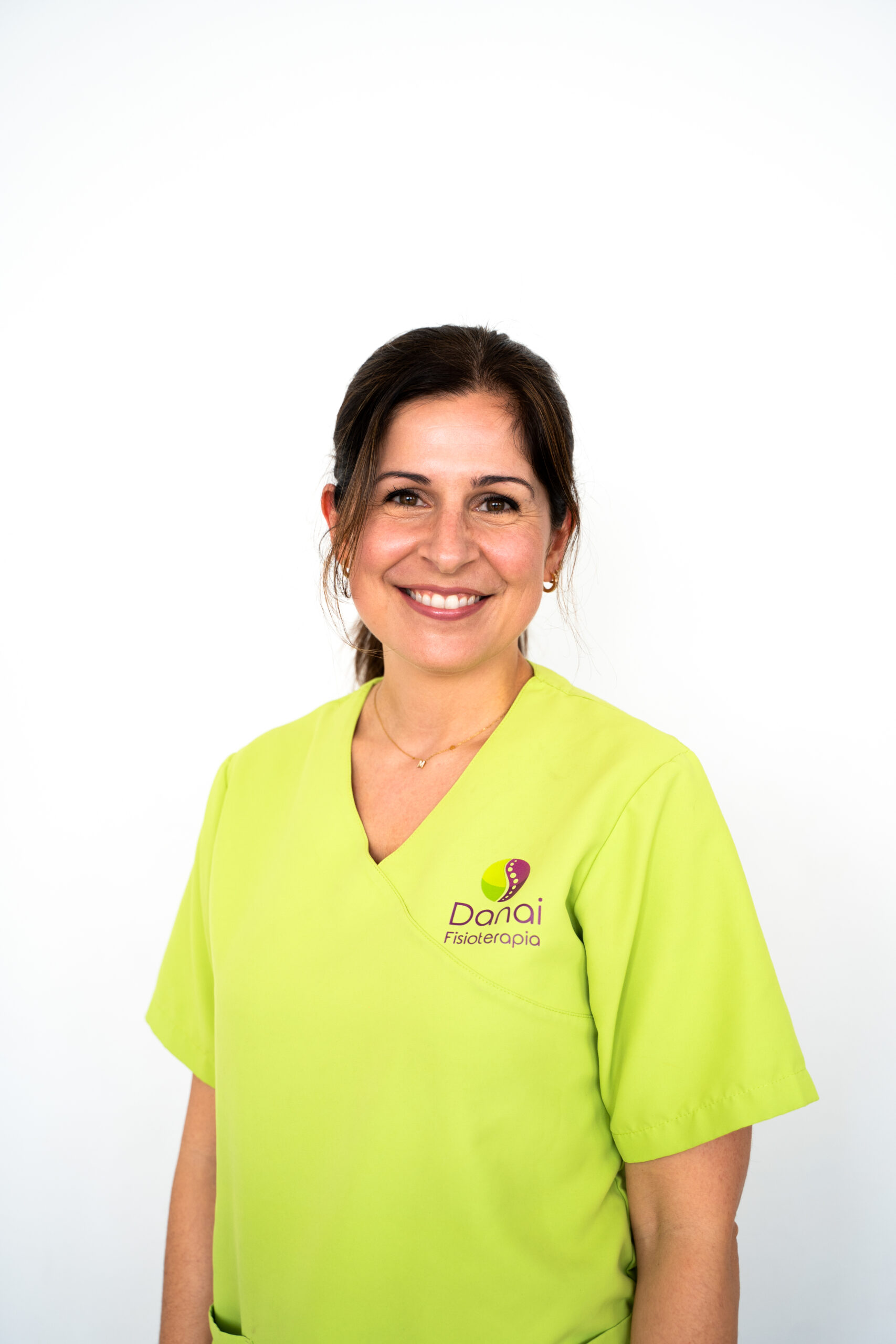 Persona realizando ejercicios que pueden empeorar el suelo pélvico de forma incorrecta